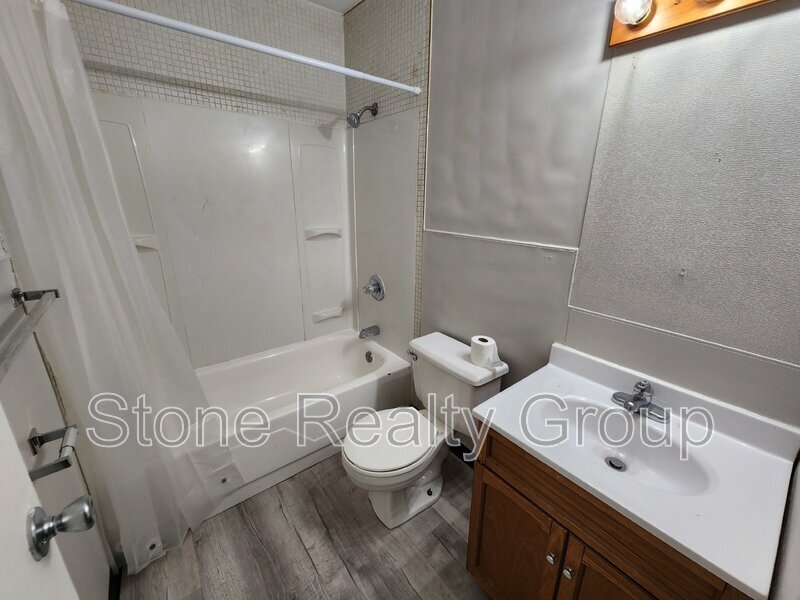 Photo - 630 Ash St Unidad 45