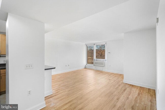 Building Photo - 800 4th St SW Unit S425