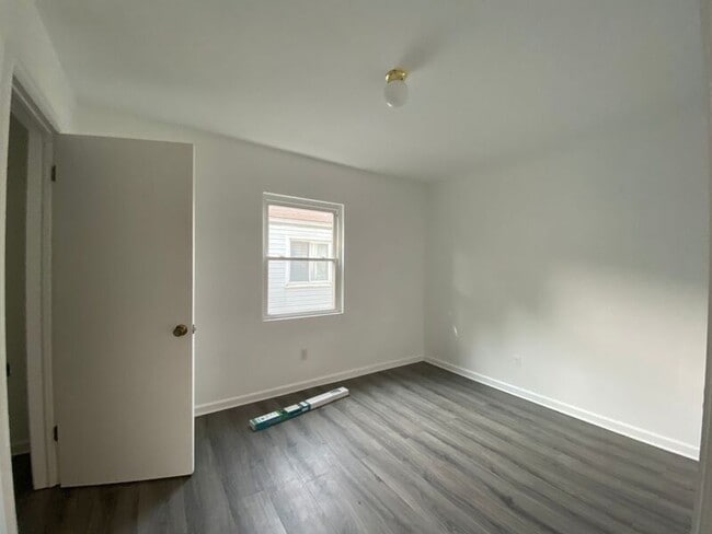 Photo - 108 Columbian Ave