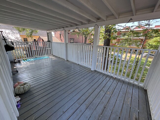 Photo - 1BR/1BA For Rent