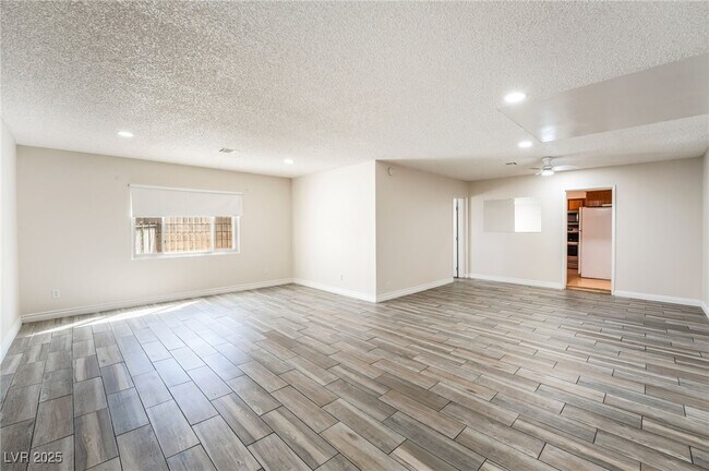 Photo - 2629 Hickey Ave