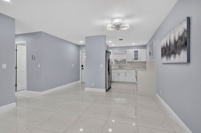 2601 Crosley Dr W Unit B