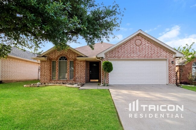 Building Photo - 1082 Roundrock Dr Rental