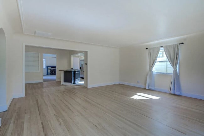 Photo - 1333 Chestnut St