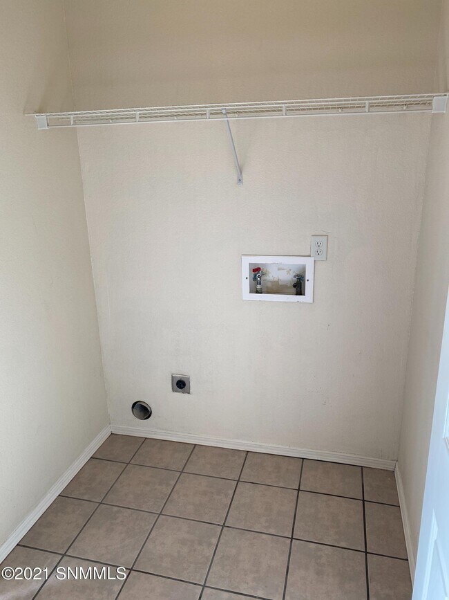 Photo - 450 Ithaca Ct Unit 18