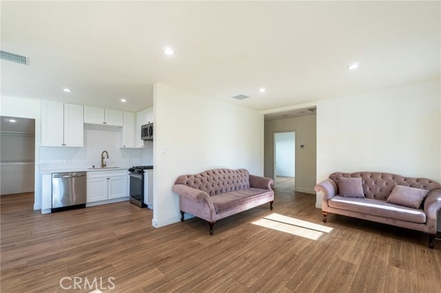 Photo - 7358 Cleon Ave
