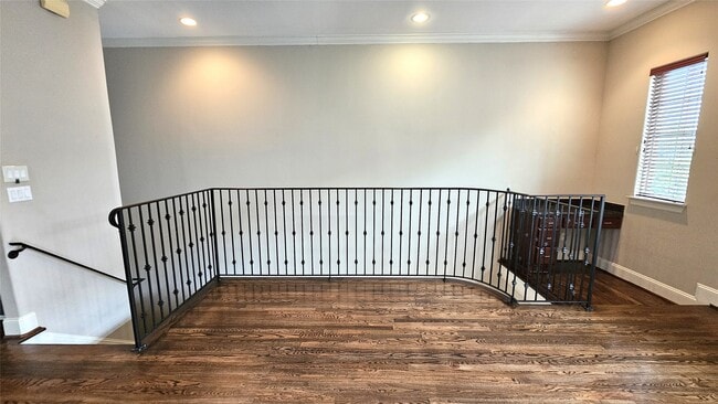 Photo - 902 W 23rd St