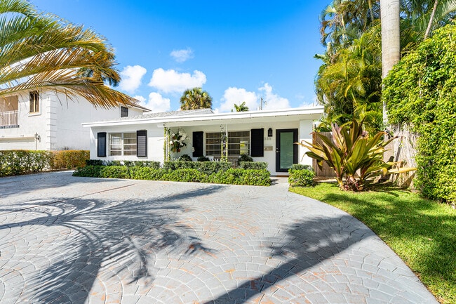 Photo - 3511 Washington Rd