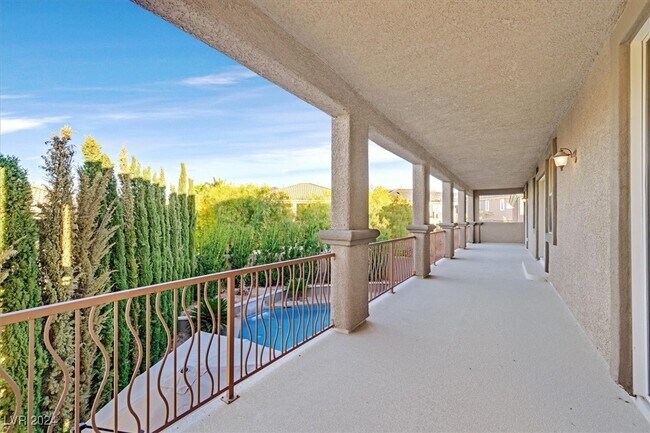 Photo - 2738 Kingclaven Dr