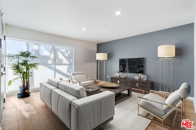 Photo - 1617 Broadway Condo Unit B