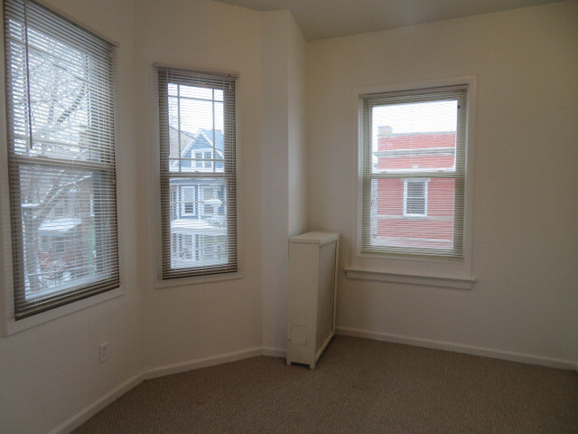 Photo - 1552 W Highland Ave Unidad 2E