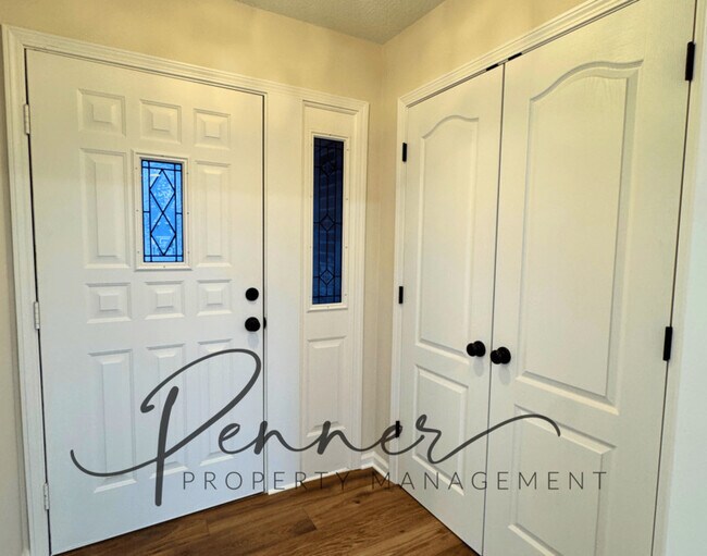 Photo - 811 NE Mulberry St