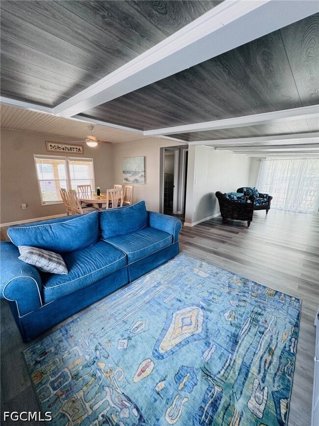 11321 Bougainvillea Ln