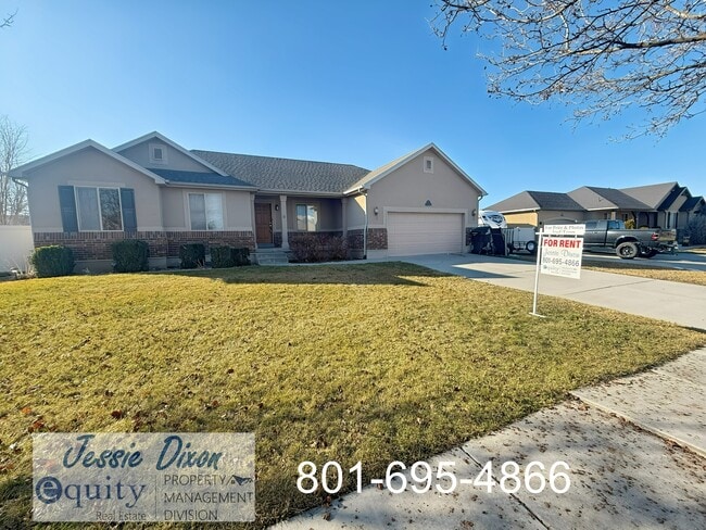 Photo - 1989 N 2700 W