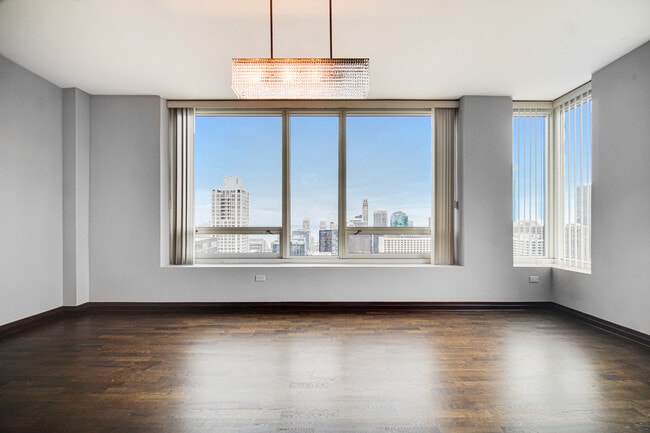 Photo - 33 W Ontario St Unit 53AB