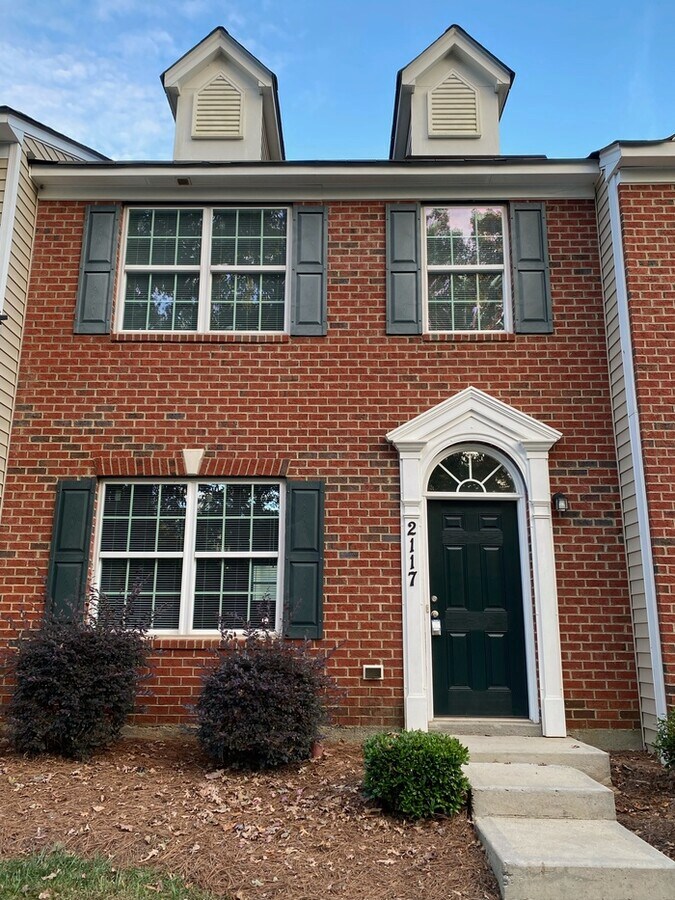 Best Priced Townhome in Gastonia 3 Bedro... House Rental in