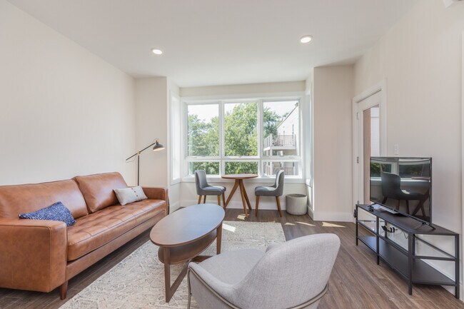 Photo - 139 Marcella St Unit 2