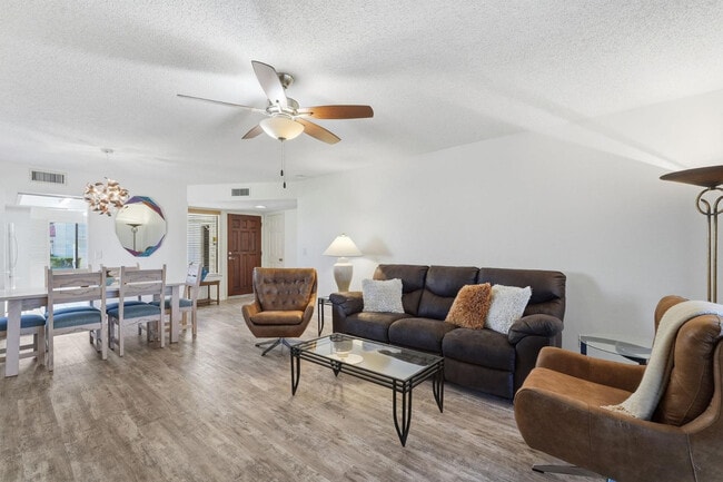 Photo - 650 S Arrowwood Way