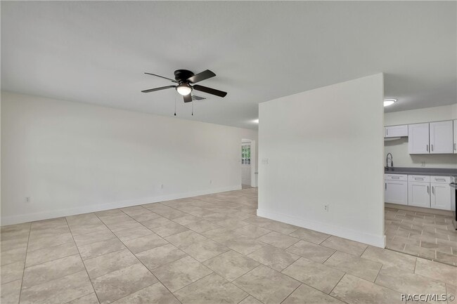 Photo - 1019 E Turner Camp Rd