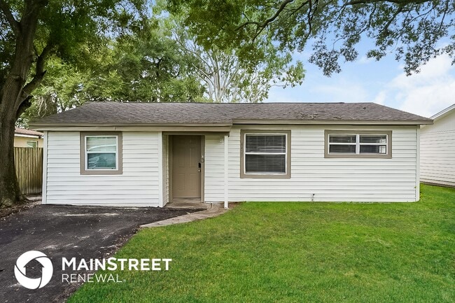 Building Photo - 4423 73rd St N Rental