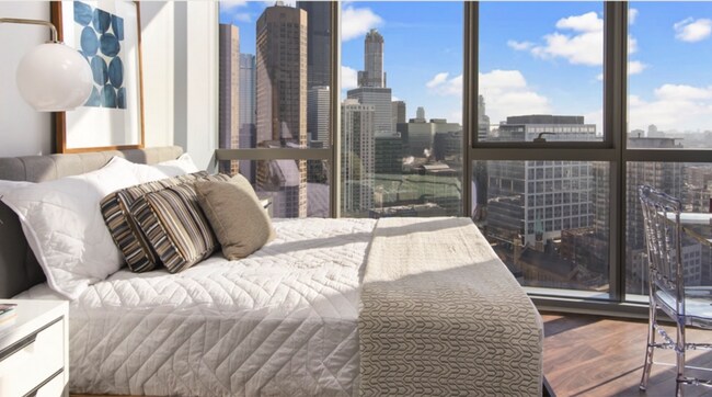 Photo - 902 W Madison St Unit 2114