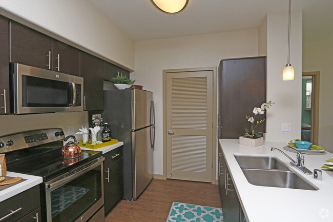 La Moraga Apartments