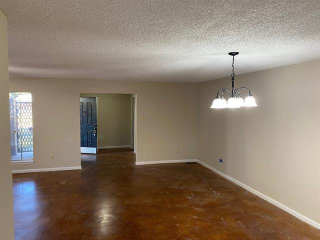 Photo - 2808 Barrow St