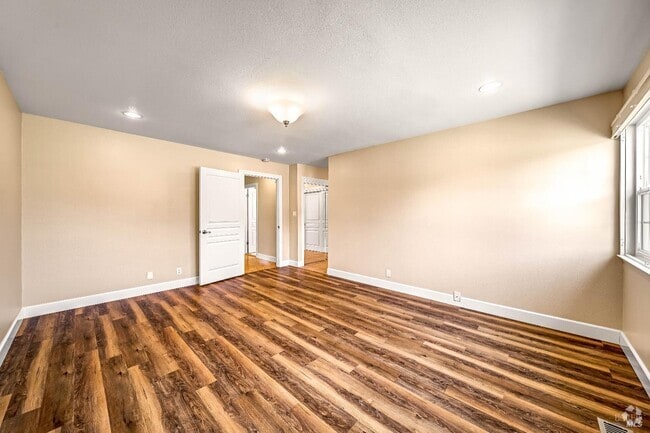 Building Photo - 601 Cherry Ct Rental