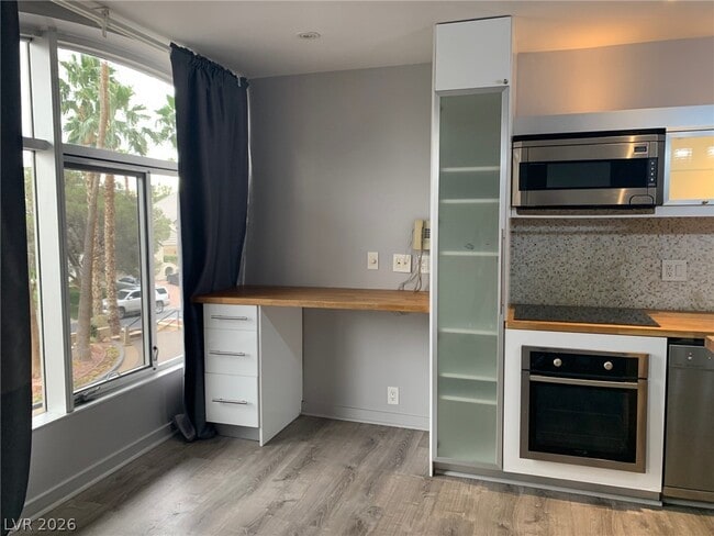 Photo - 3111 Bel Air Dr Unit 211