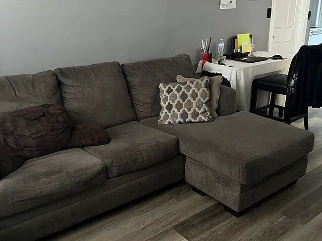 Photo - 128 Cedar St