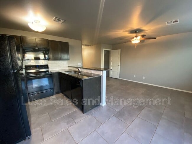 Photo - 6933 Mayberry Ln