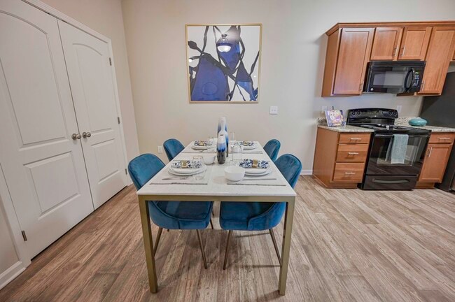 Photo - Hawthorne at Murrayville