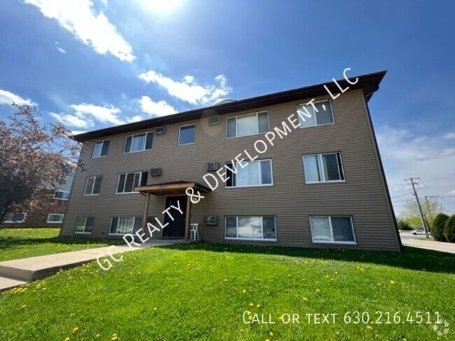 Building Photo - 10403 N Church St Unit 1N Rental