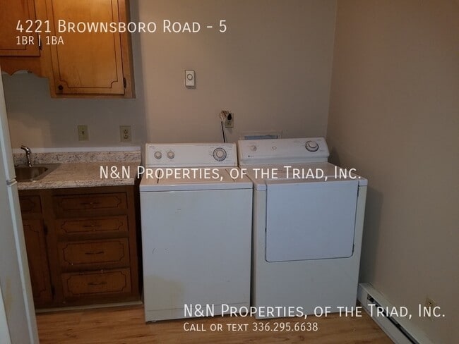 Photo - 4221 Brownsboro Rd Unidad 5