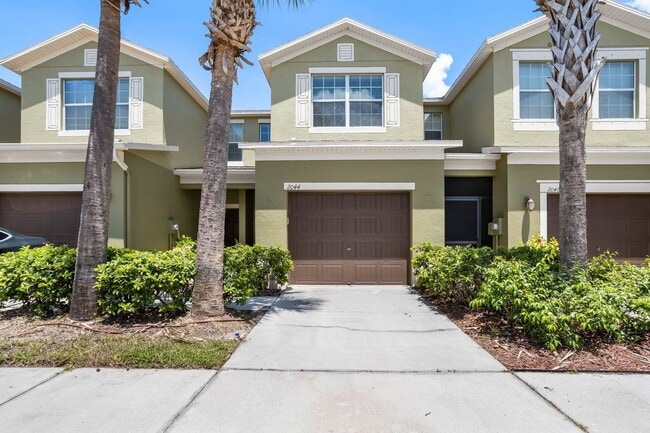 Building Photo - 2044 Hawks View Dr