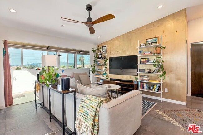 Photo - 3121 Verdugo Pl