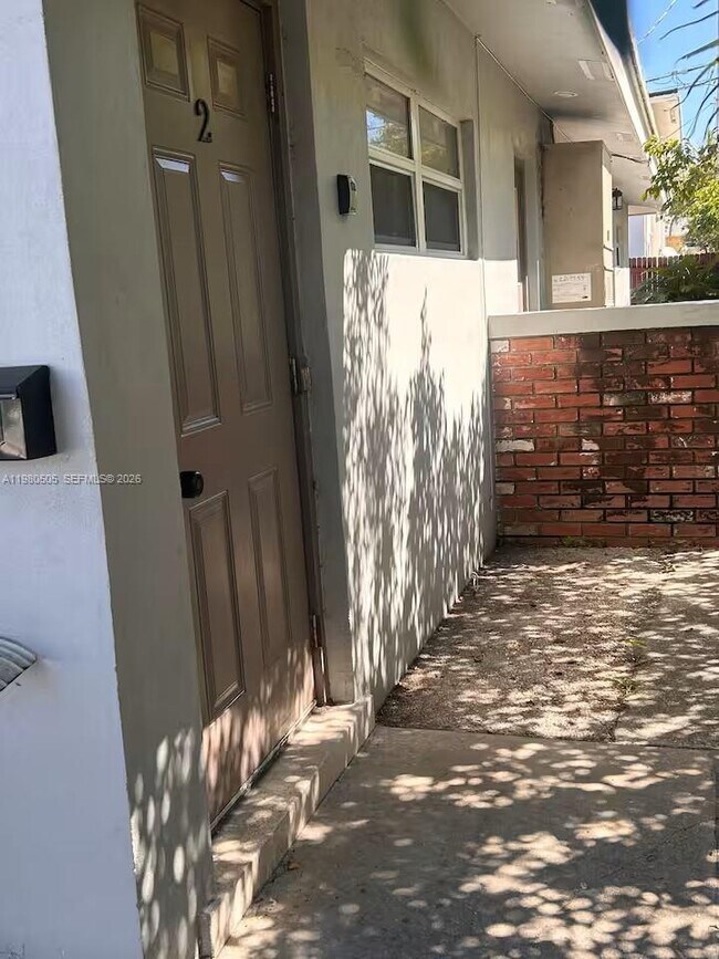 Photo - 1120 NE 24th Ave Unit 2