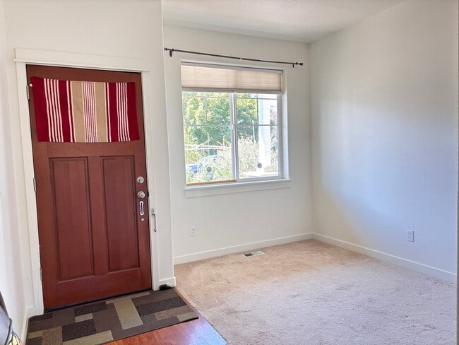 Photo - 4128 SW Dalton Pl