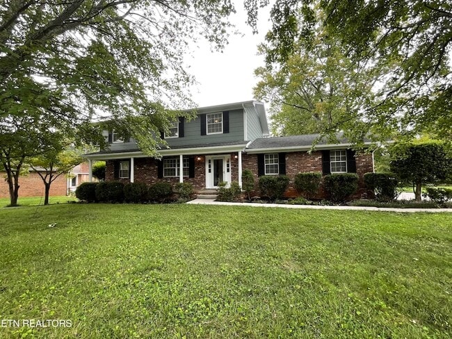 Building Photo - 9505 E Laurens Ln