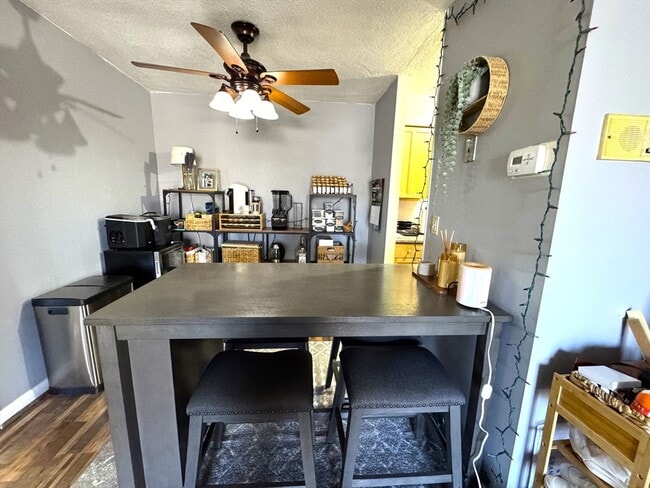 Photo - 80 Walnut St Unidad 210