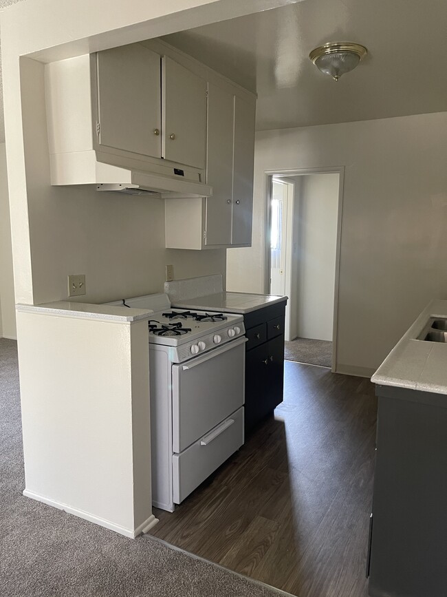 Photo - Hyde Park Apartments