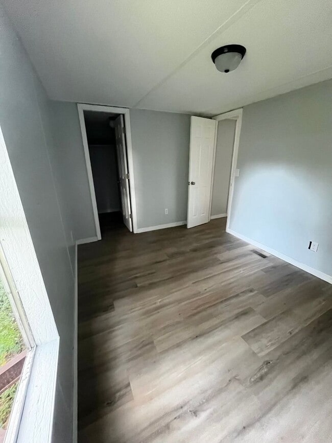 Photo - SPACIOUS 3BR/2BA Bushnell Home NO APPLICAT...