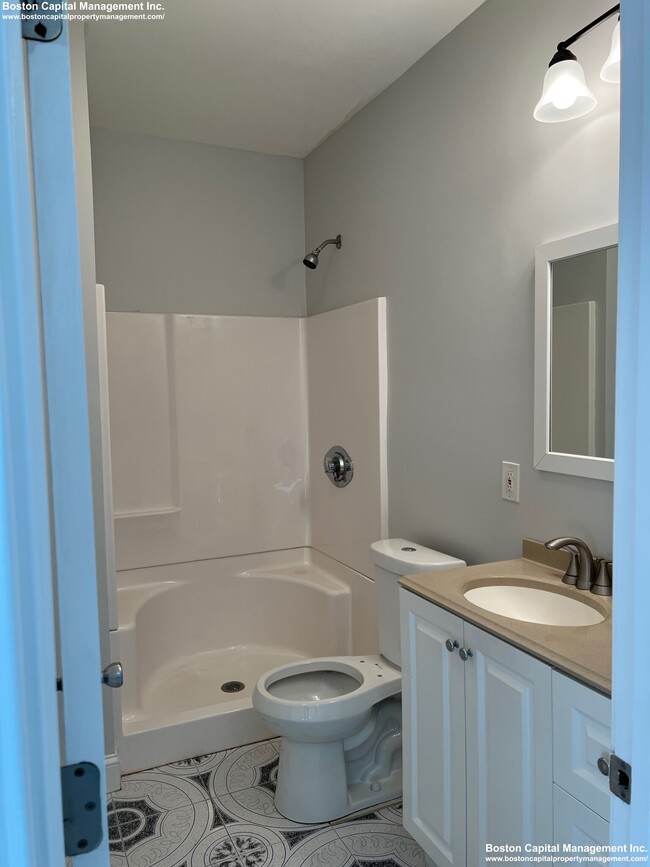 Photo - 179 Belmont St Unit 1