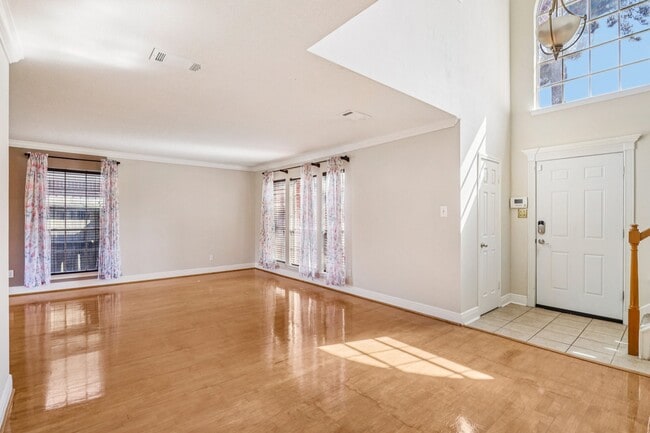 Photo - 16810 Blairstone