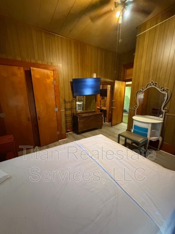 Photo - 218 W St Peter St Unit 7