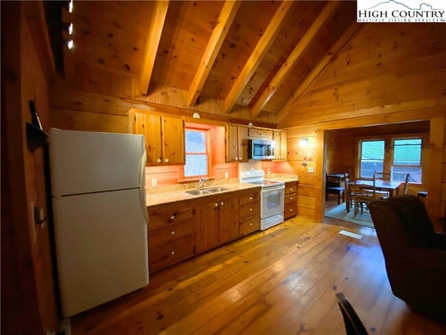 Photo - 329 Ballou Mills Rd