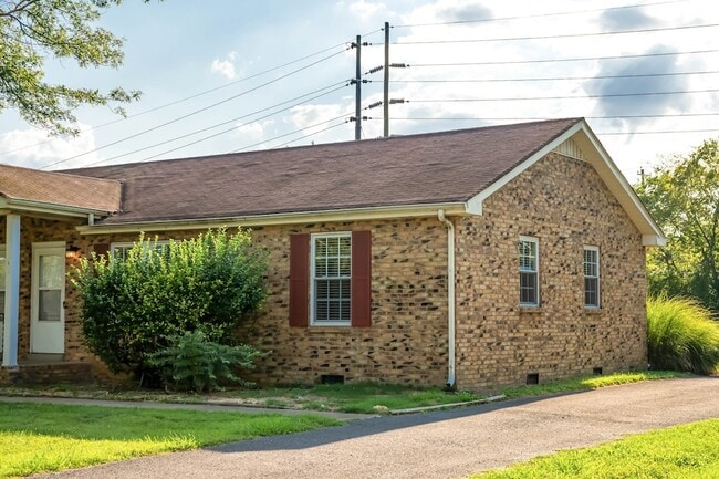 Photo - 1184 Meadowview Dr Unit 1186