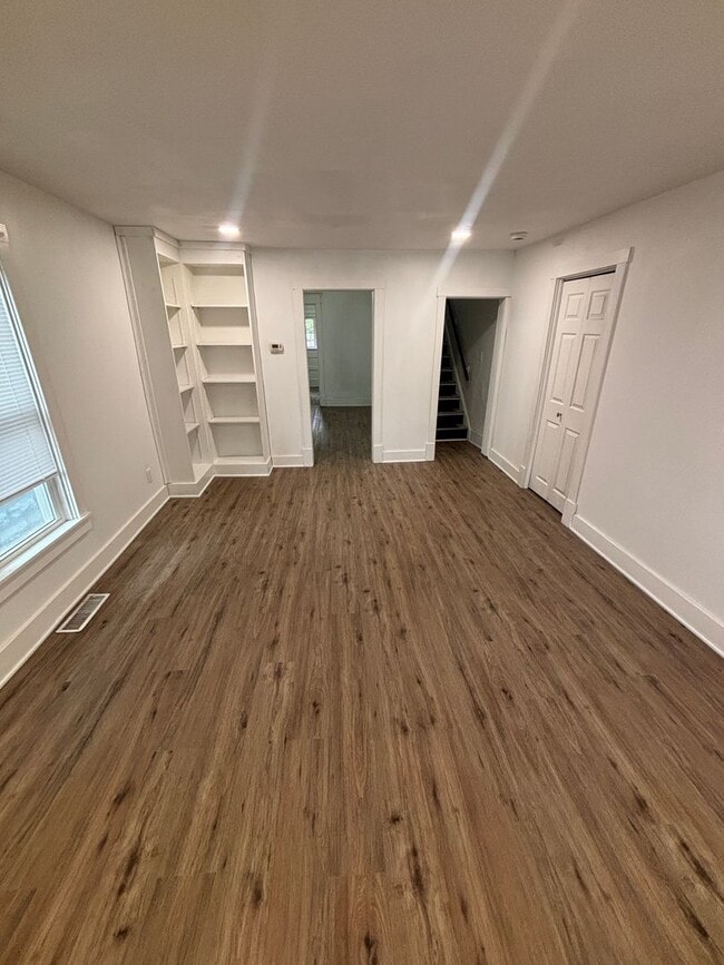 Photo - 406-408 E. Wheeling St. Unit 408