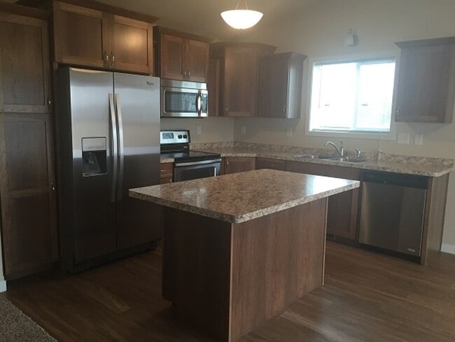 Photo - 3 Bed 2 Bath Twinhome