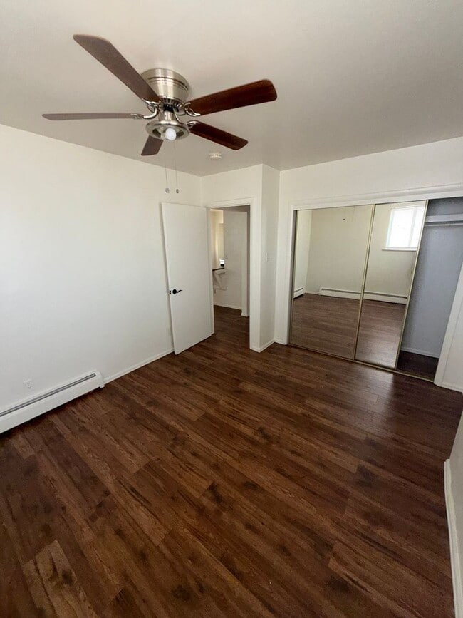 Photo - 14KNO3839 Unit East-1